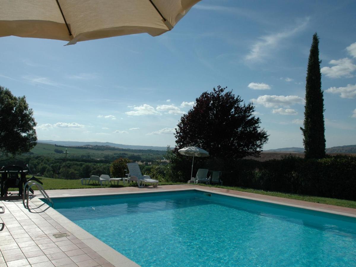 Spacious Farmhouse In Pienza With Swimming Pool Apartman Contignano Kültér fotó